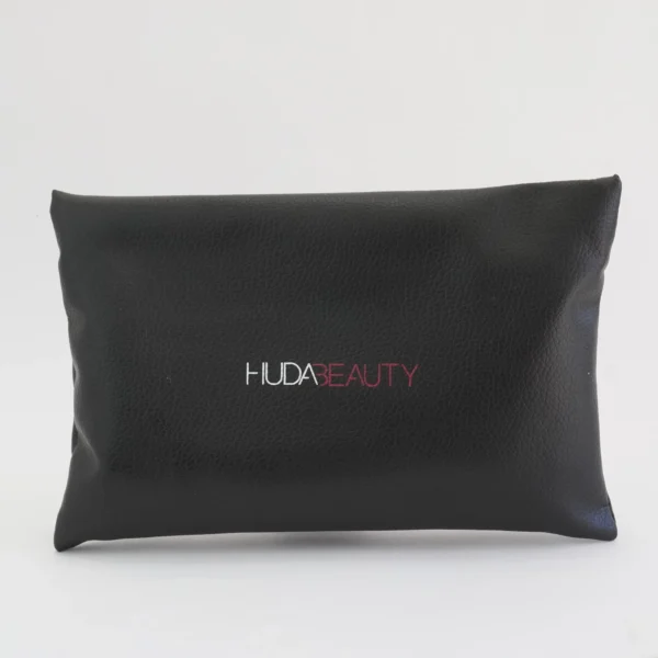 Neceser HudaBeauty con Brochas